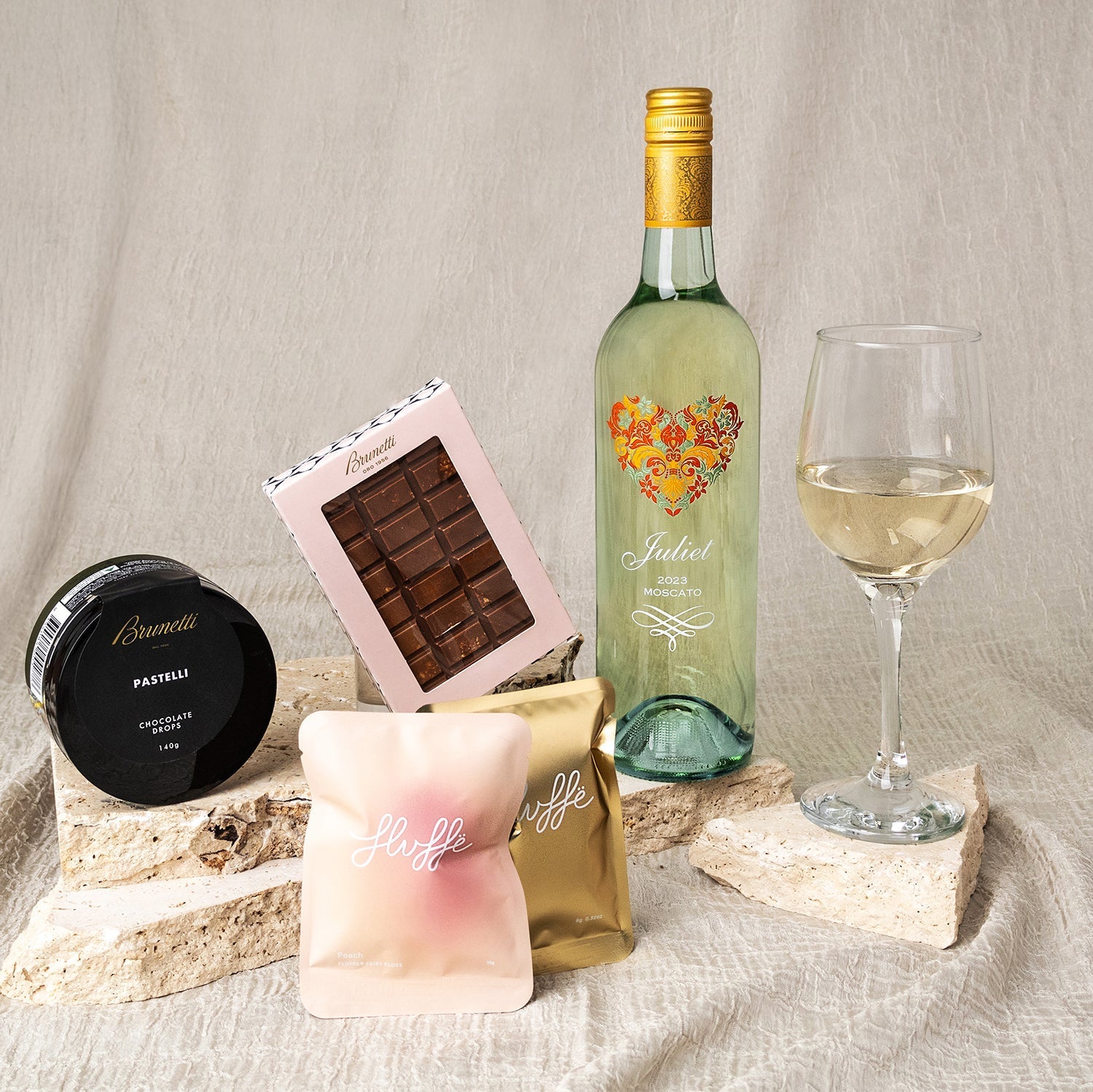 Juliet Moscato Hamper