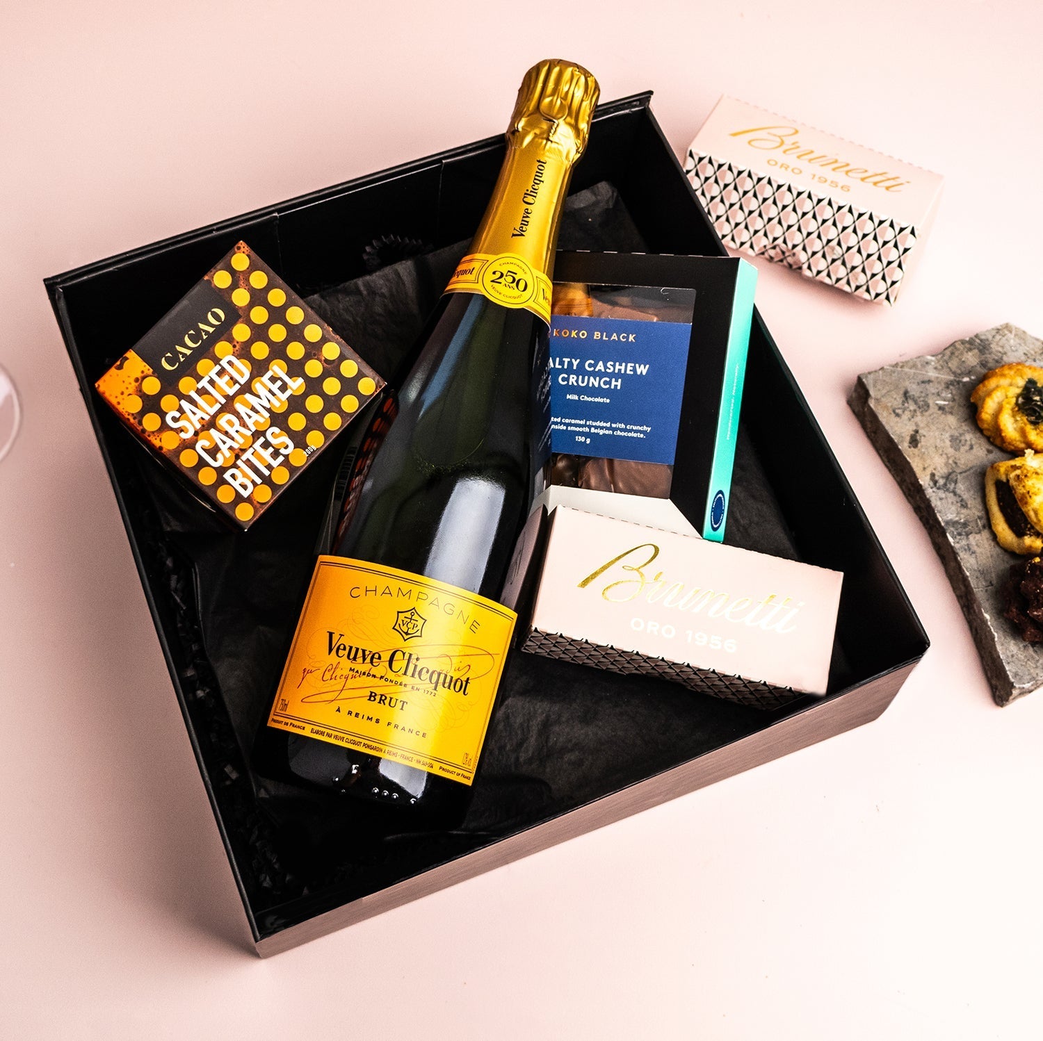 Veuve & Sweets Hamper - GiftSec